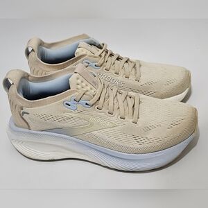 Women's Brooks Adrenaline GTS 25 size 8.5